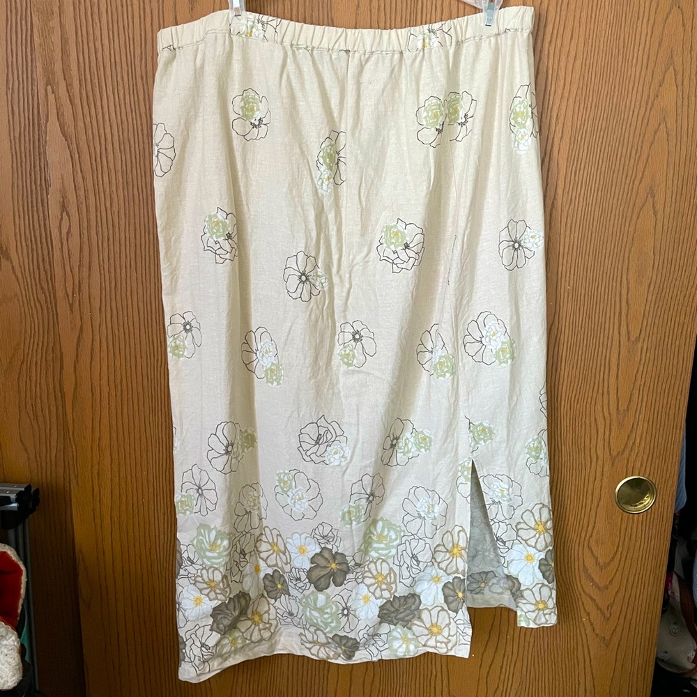 CJ Banks Linen Floral Skirt
